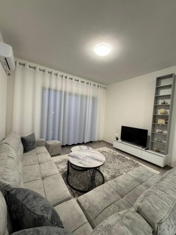 Apartament 1+1 me qira Te Green City