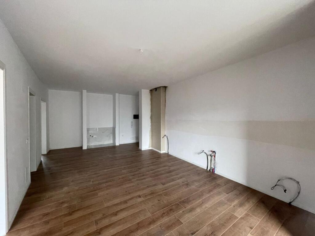 Apartament 2+1, Rruga e Burgut!