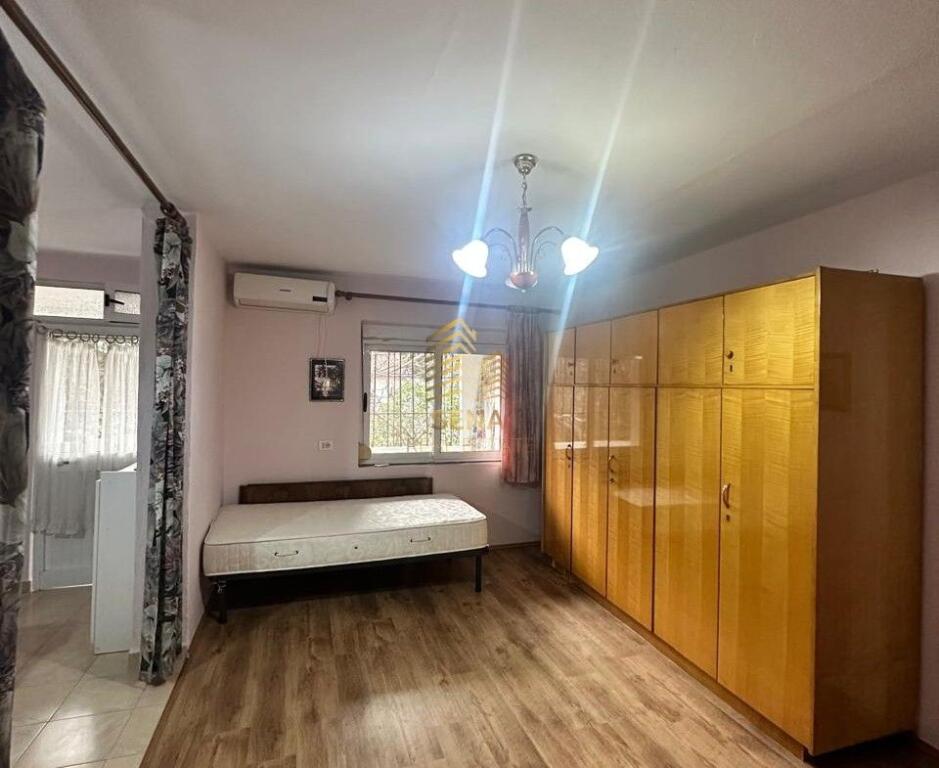 Qira, Apartament, 1+1,Qender,450 Euro/Muaj