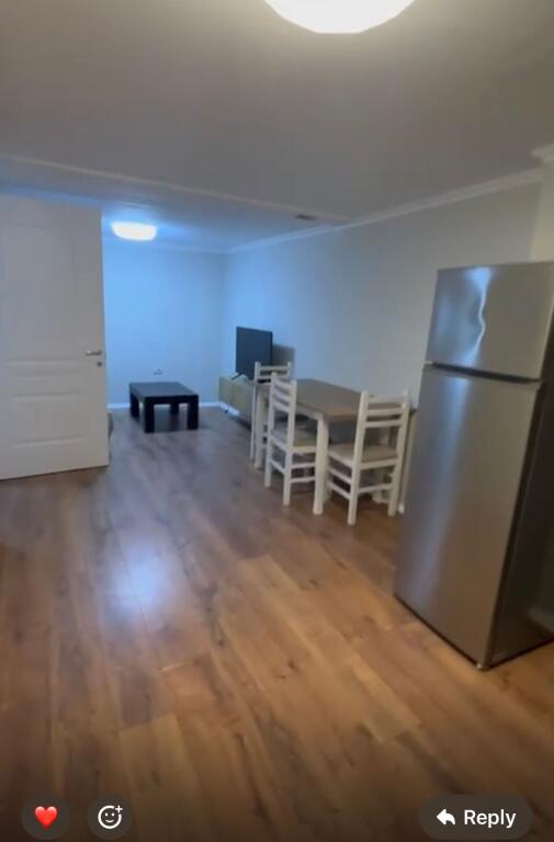 2+1,i mobiluar te instituti i higjenes,rruge elbasani,500 euro