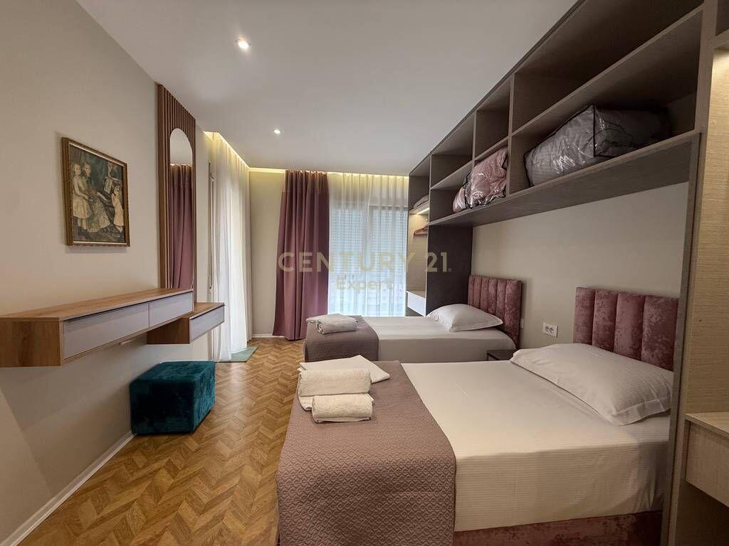 APPARTAMENTO 2+1+2 IN AFFITTO IN VIA DRITAN HOXHA!