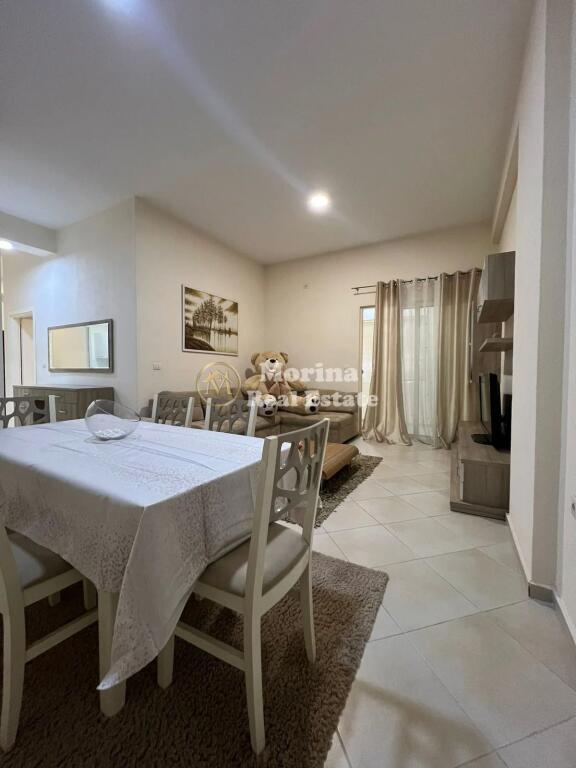 Affitto | Appartamento 1 + 1 | Fresk | 400 €/mese