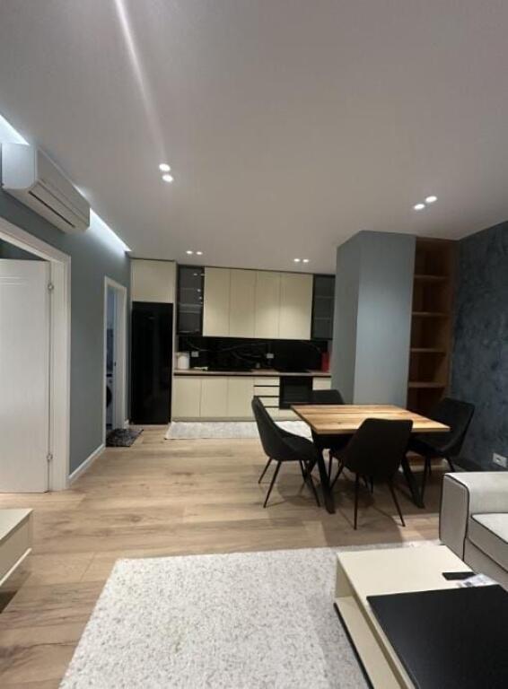 Super appartamento 1+1 in affitto Nuovo Bazaar 70.000 Leke