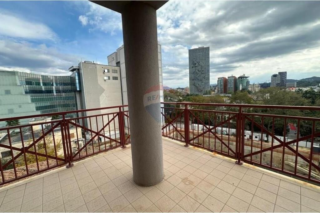 Jepet me qira zyre ne Qender