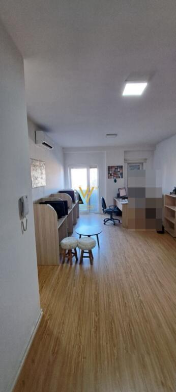 JEPET APARTAMENT 2+1 ME QIRA TE PAZARI I RI 600 EURO