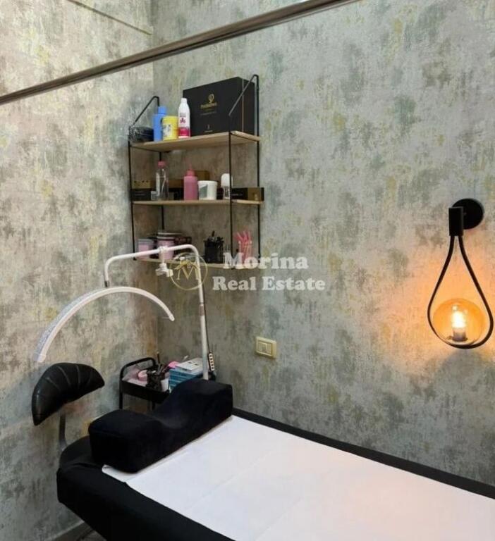 Rent | Business Premises | Kavaja Street | 300 €/month