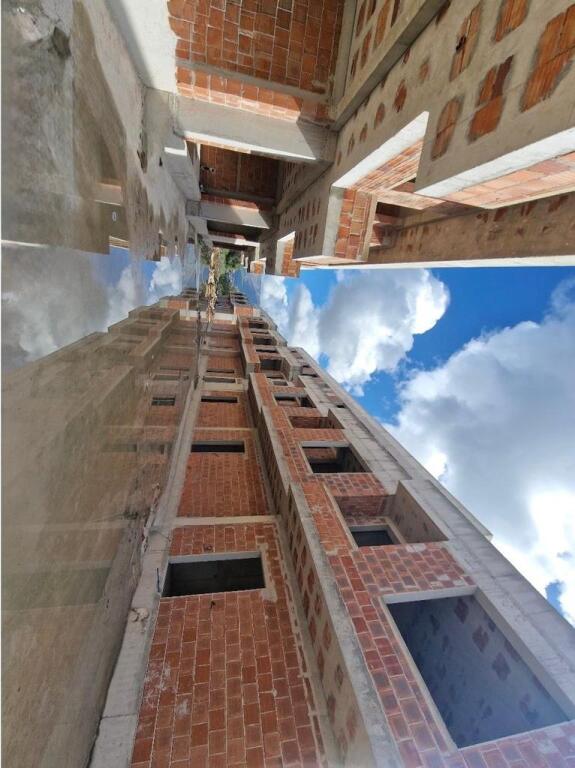 Okazion !! Shitet Vilë 2 Kate dhe 1 Kat nëntokë në Mjull - Bathore