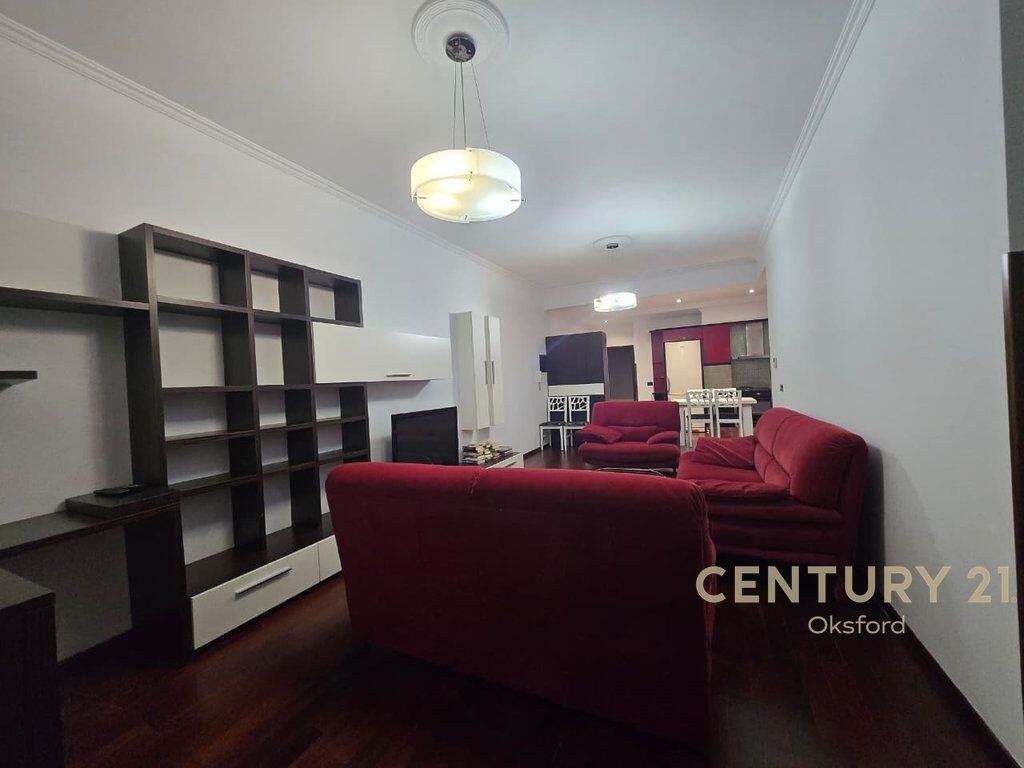 SHITET APARTAMENT 2+1+2 TE RRUGA E KOSOVAREVE