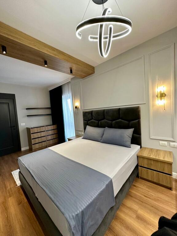 📣 SUPER RENT Luxury Apartment 3+1 With 2 Bathrooms And Parking Spot 📍Garden Building 🛣️ "Kavaja" Street ✨