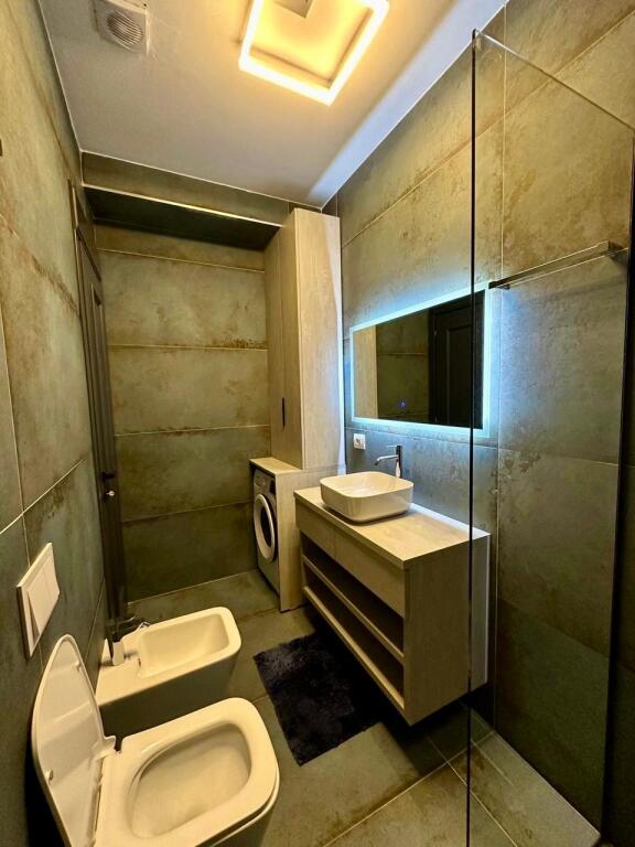 📣 SUPER RENT Luxury Apartment 3+1 With 2 Bathrooms And Parking Spot 📍Garden Building 🛣️ "Kavaja" Street ✨