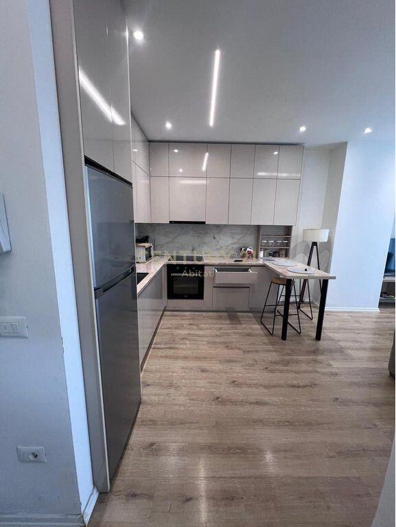 APARTAMENT 1+1 ME QIRA| MYSLYM SHYRI- pranë Rrugës së Kavajës