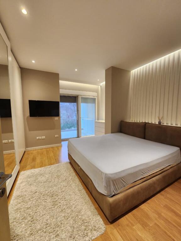 🏡 Vilë Moderne 2-Katëshe 📍Rezidenca Kodra e diellit 1 / Oborr Privat &amp; Parkim 3+1+3wc verandë&amp; oborr || 490.000eu