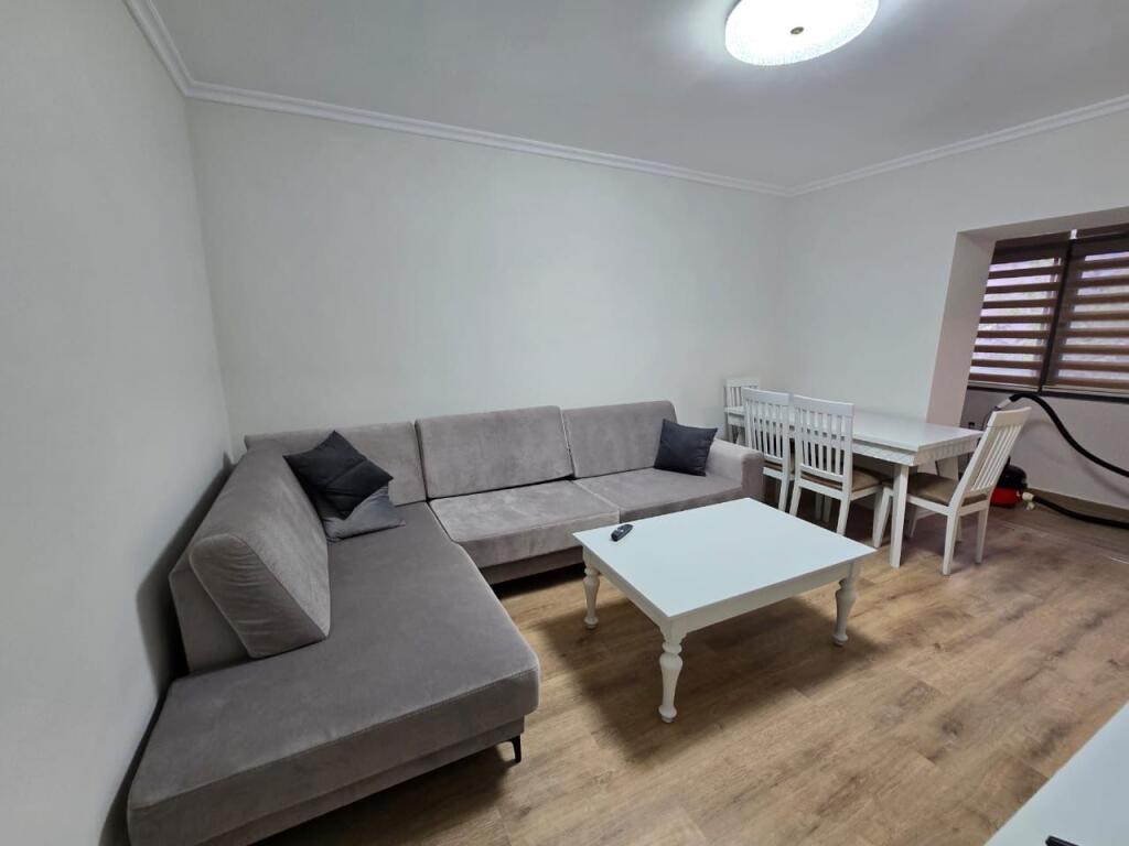 Apartment 2+1 for rent at Kosovarëve Street, New Tirana