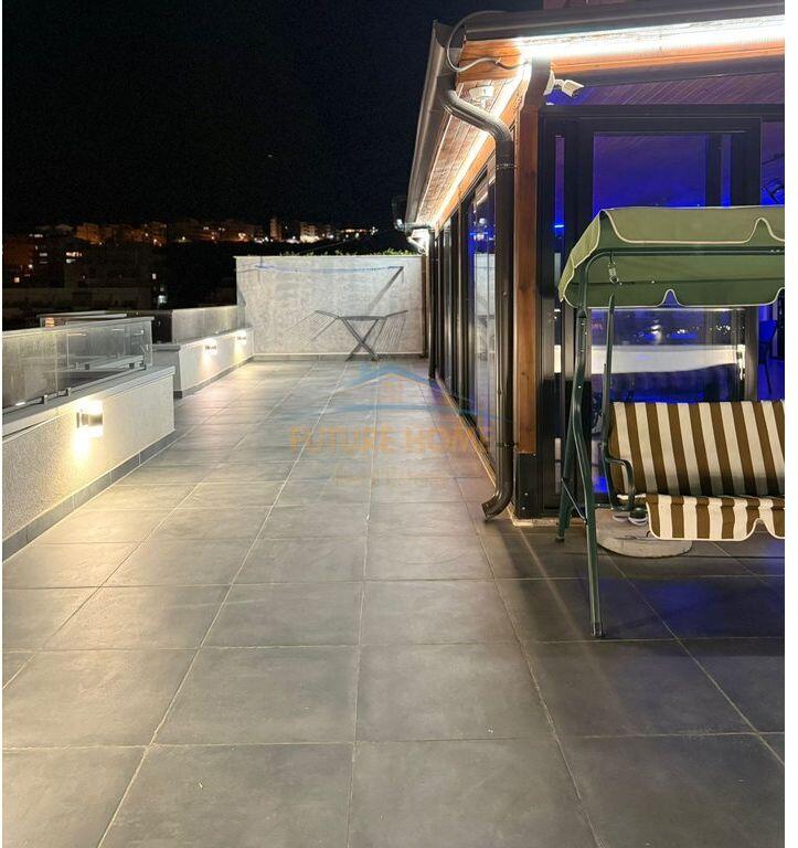 Shitet, Penthouse, Qesarak, Tirane