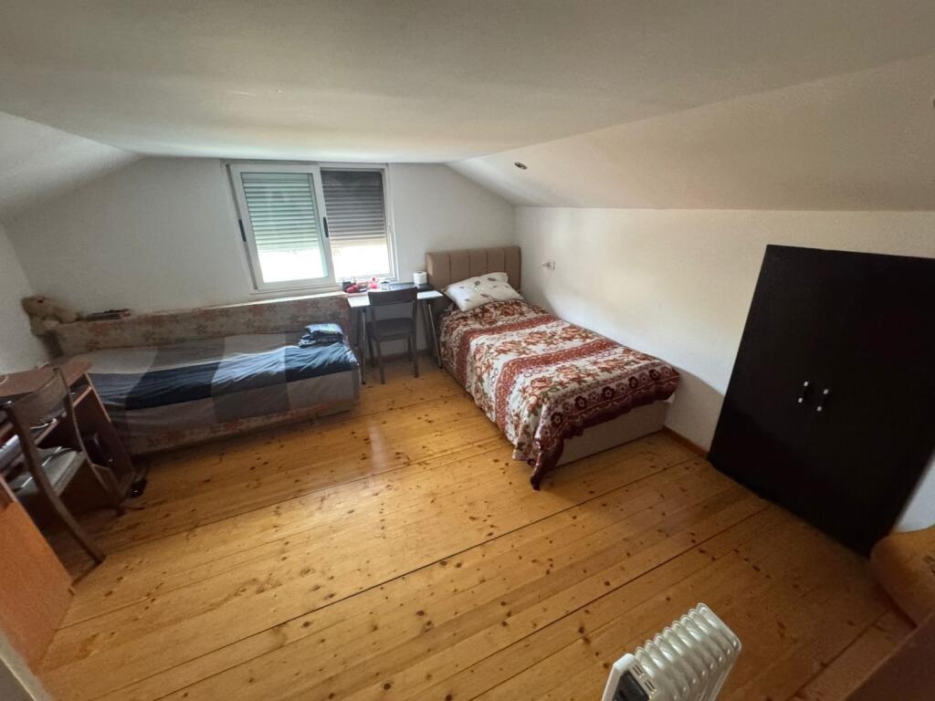 🏡Appartamento 1+1 in affitto –📍 Siri Kodra (vicino Hotel Meridian)💶 Prezzo: 550€/mese