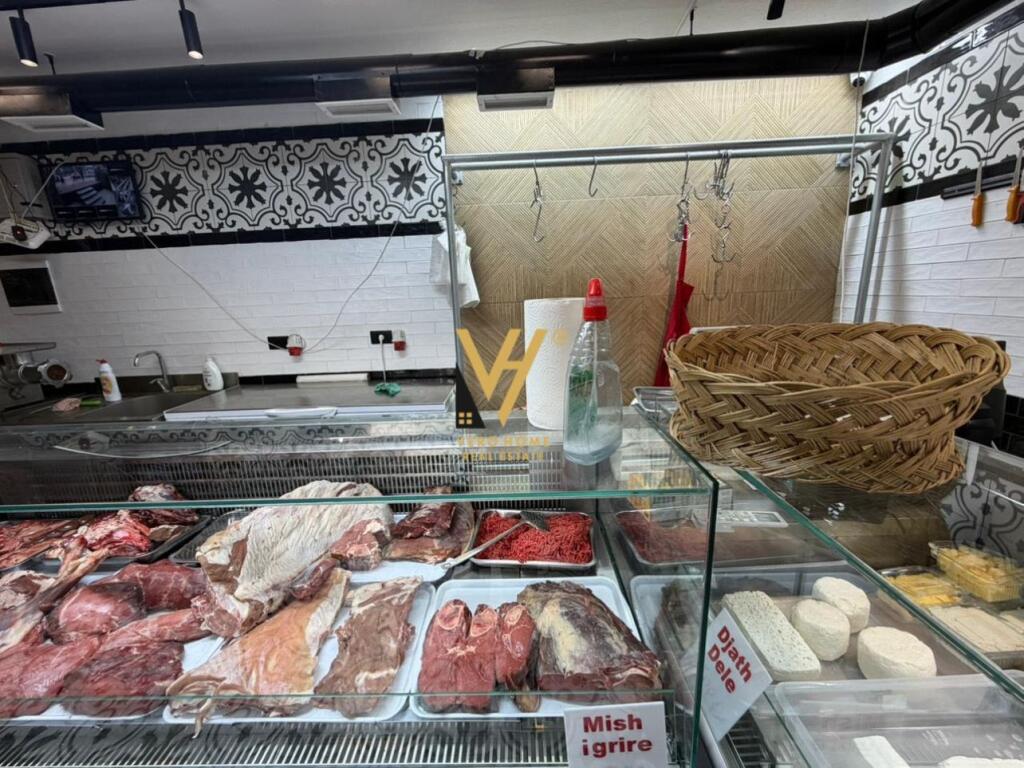 SHITET AMBIENT DHE BIZNES TE RRUGA FERIT XHAJKO 340.000 EURO