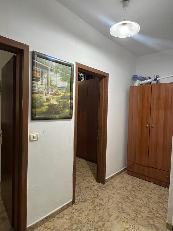 Jepet Me Qera Apartament 1+1+1 Ballkon
