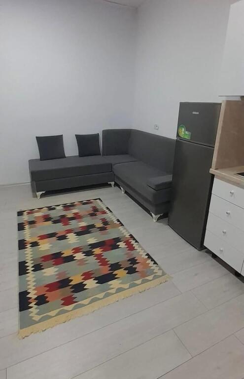 shtepi private me qira ne Laprake