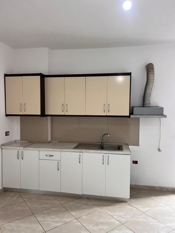 In Affitto Appartamento 2+1+2 Bagni + 1 Balcone