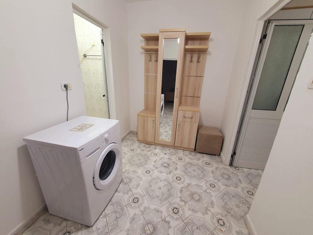 Appartamento 1+1+1 con Balcone in Affitto