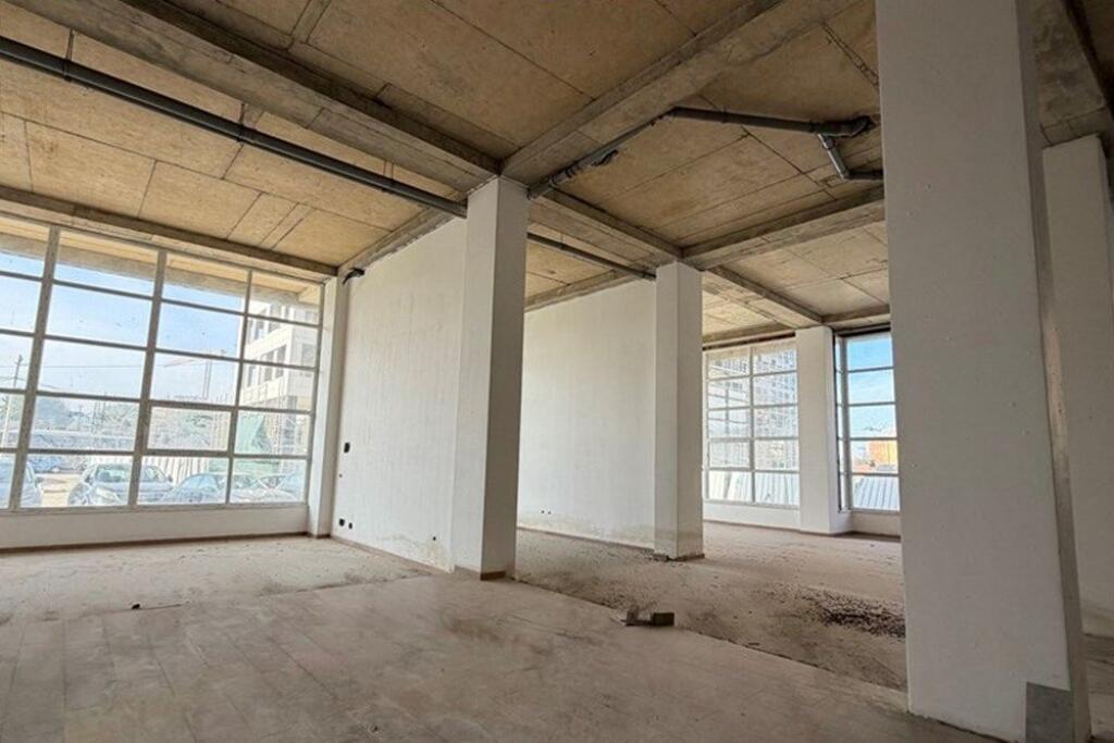 Shop - Office for rent