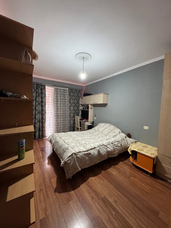 Apartament 2+1 me qera