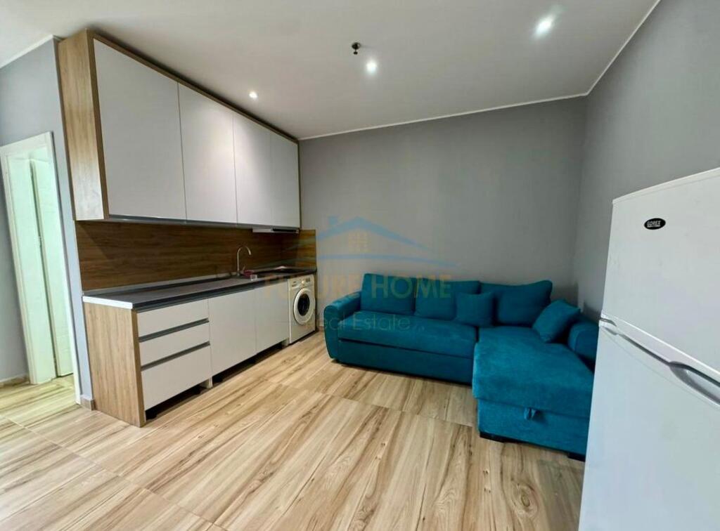 Shitet, Apartament 1+1 , Liqeni i Thate, Tirane