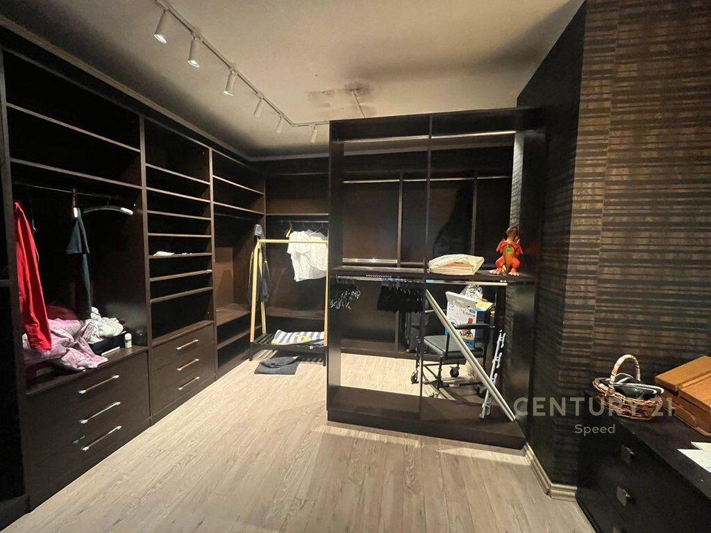 Ish Blloku – Appartamento 2+1 in affitto per ufficio!!