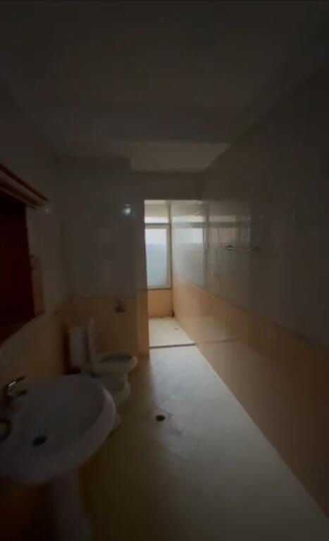 Shitet  apartament  3+1+2  +1 post parkim  Kodra e diellit  