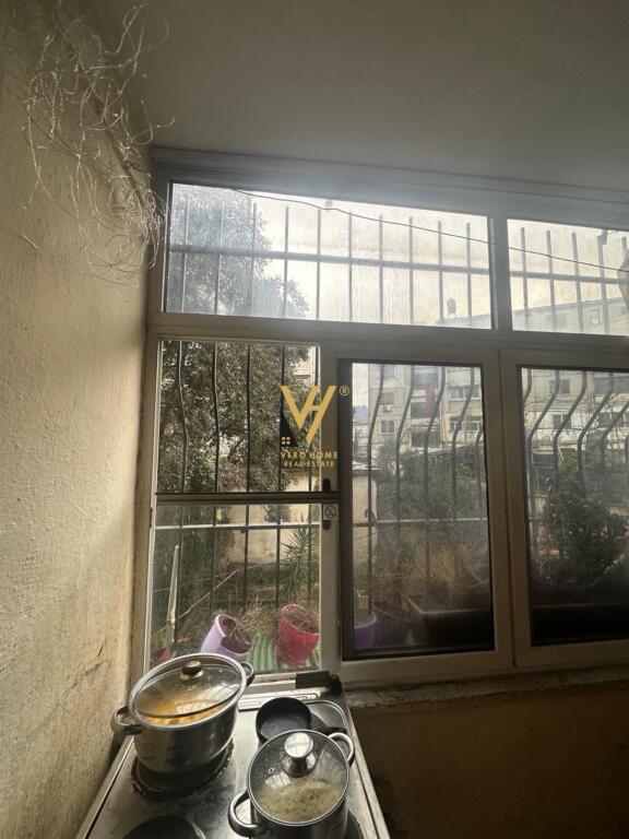 APARTMENT 1+1 FOR RENT AT THE BUILDING WITH ARROW 45,000 LEKE