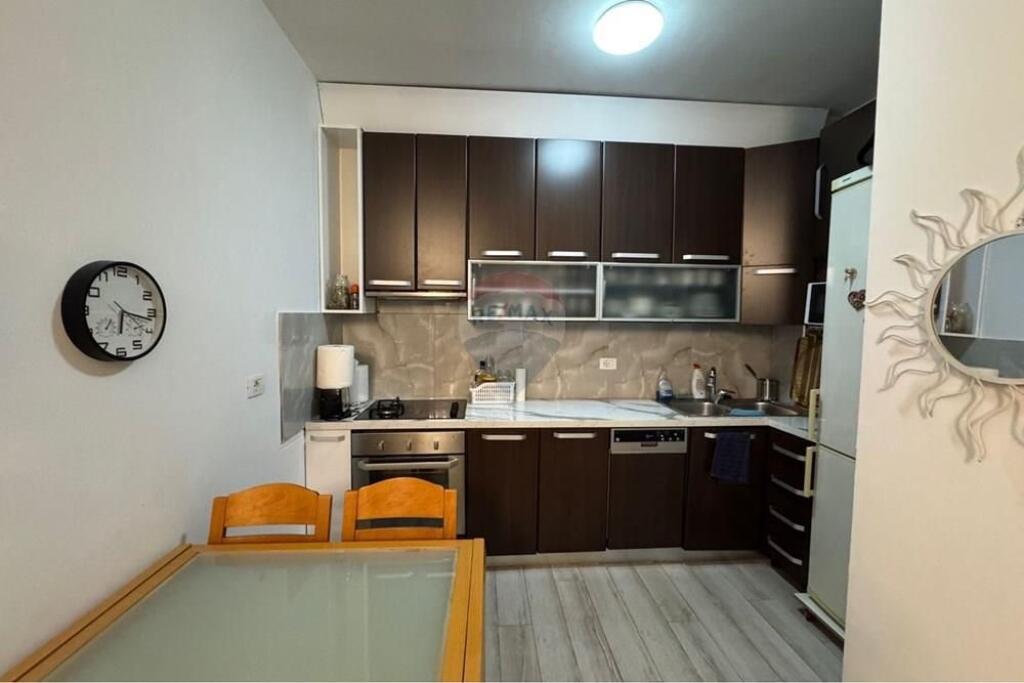 Apartament - Për Shitje - Rruga Don Bosko, Tiranë