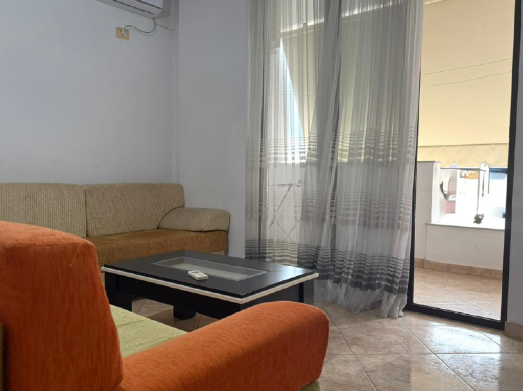 🏢 Jepet me Qira Apartament 2+1+2 – Kompleksi Panorama, pranë Stacionit të Trenit  
