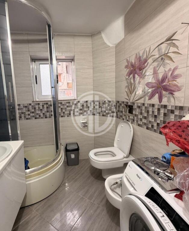 Apartament per Qira