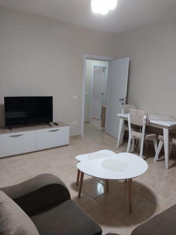 🏢Kodra e Diellit, Rruga Rreli apartment for rent, 1+1, furnished. 50,000 Leke