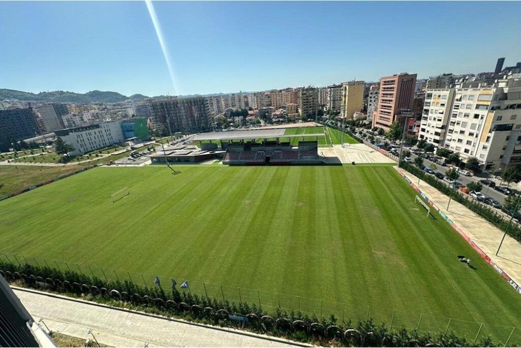 OFFICE SPACE FOR RENT AT LAKE VIEW!