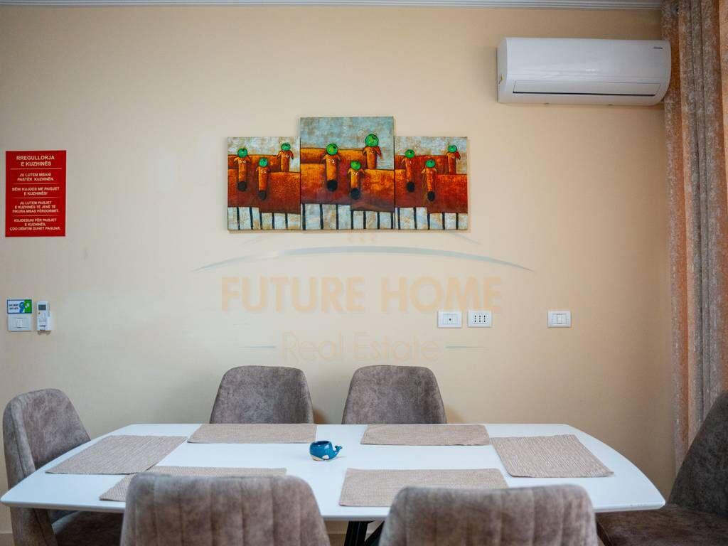 Shitet, Penthouse, Kodra e Diellit,Tiranë!!