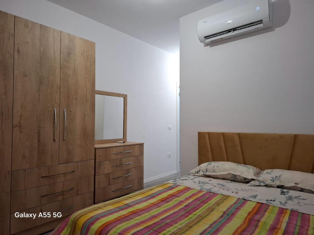 Univers city , 2+1+veranda for rent