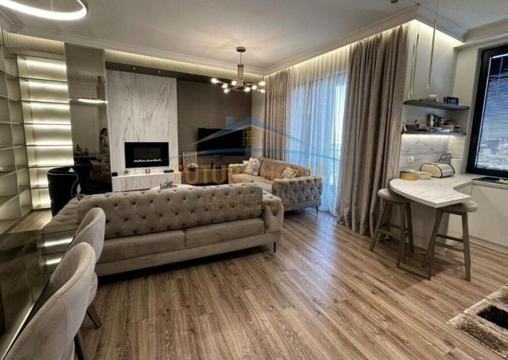 Affitto, Appartamento 2+1+parcheggio, Park Gate!