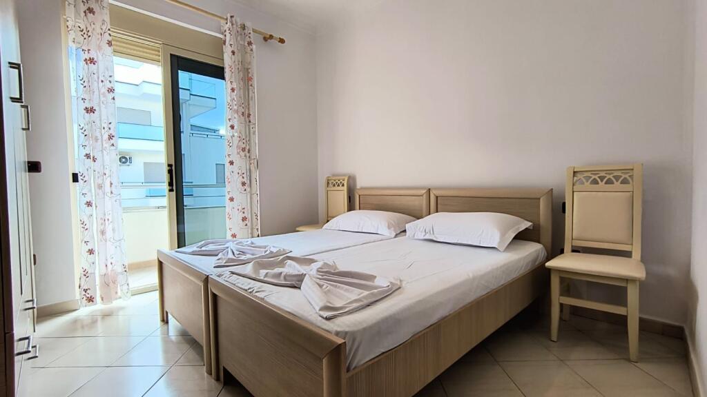 Apartament shume i madhe ne Lungomare