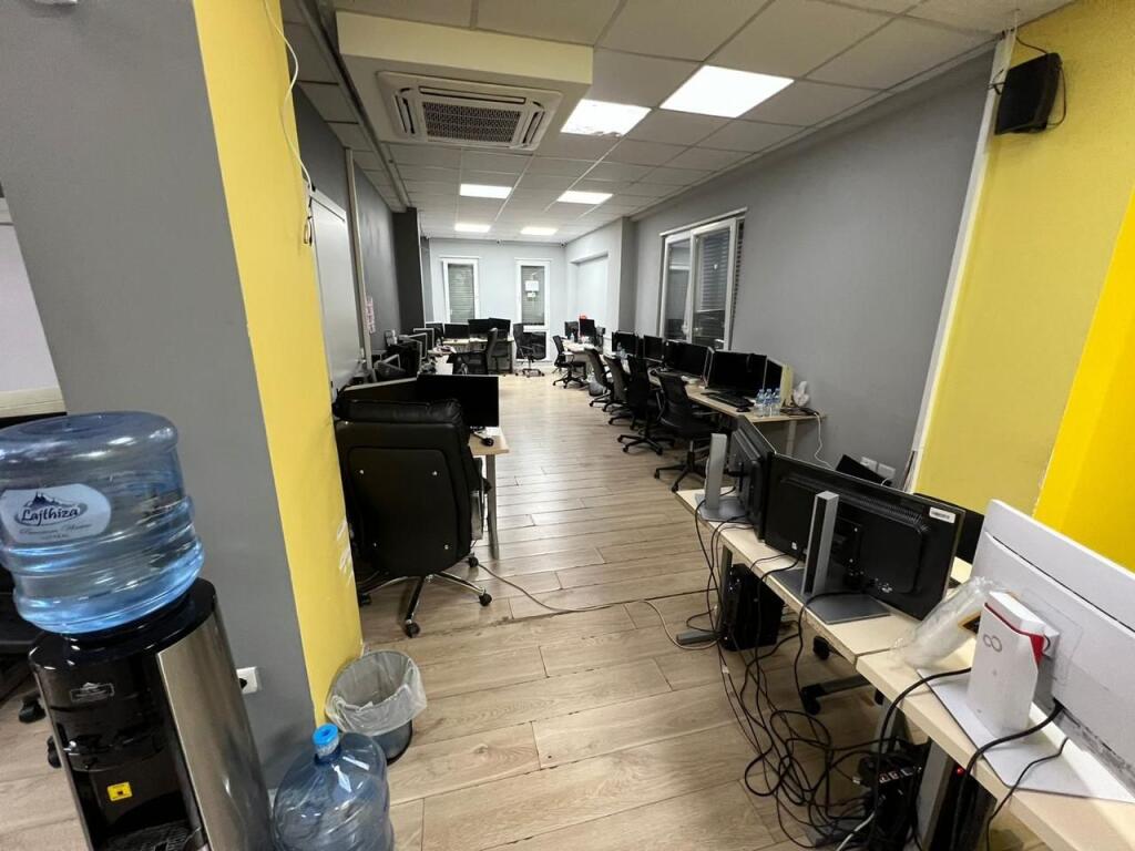 OFFICE FOR RENT 515 M2 DIBRA STREET 6000 EURO