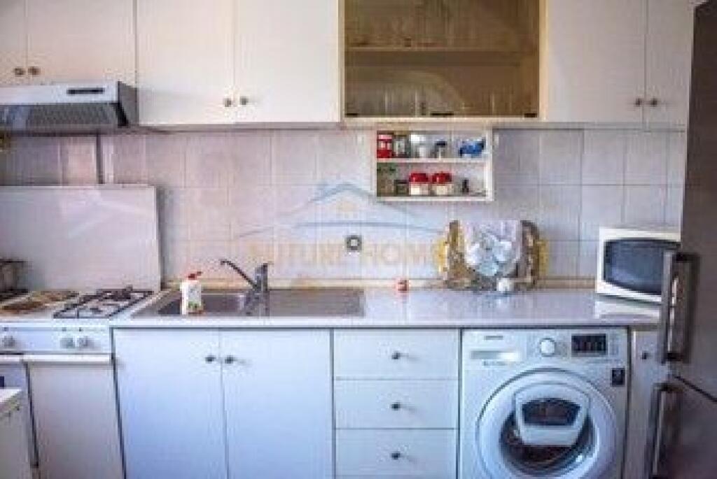 Qera , Apartament 2+1 , Pazari i Ri, Tirane