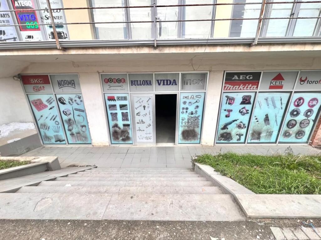 🔥 SHITET AMBIENT KOMERCIAL BUZË RRUGE KRYESORE (📍Tufinë) – OKAZION (1,178€/m2)🔥 ||  290,000€