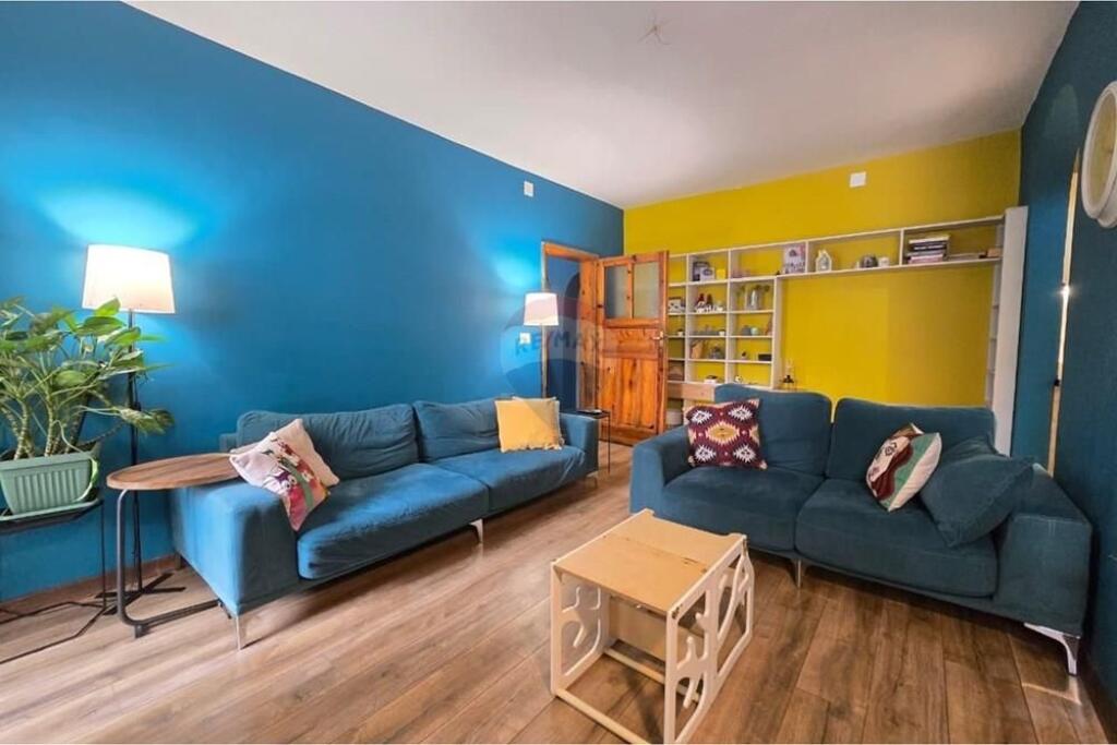 Apartament 2+1 per Qira ne Myslym Shyr!