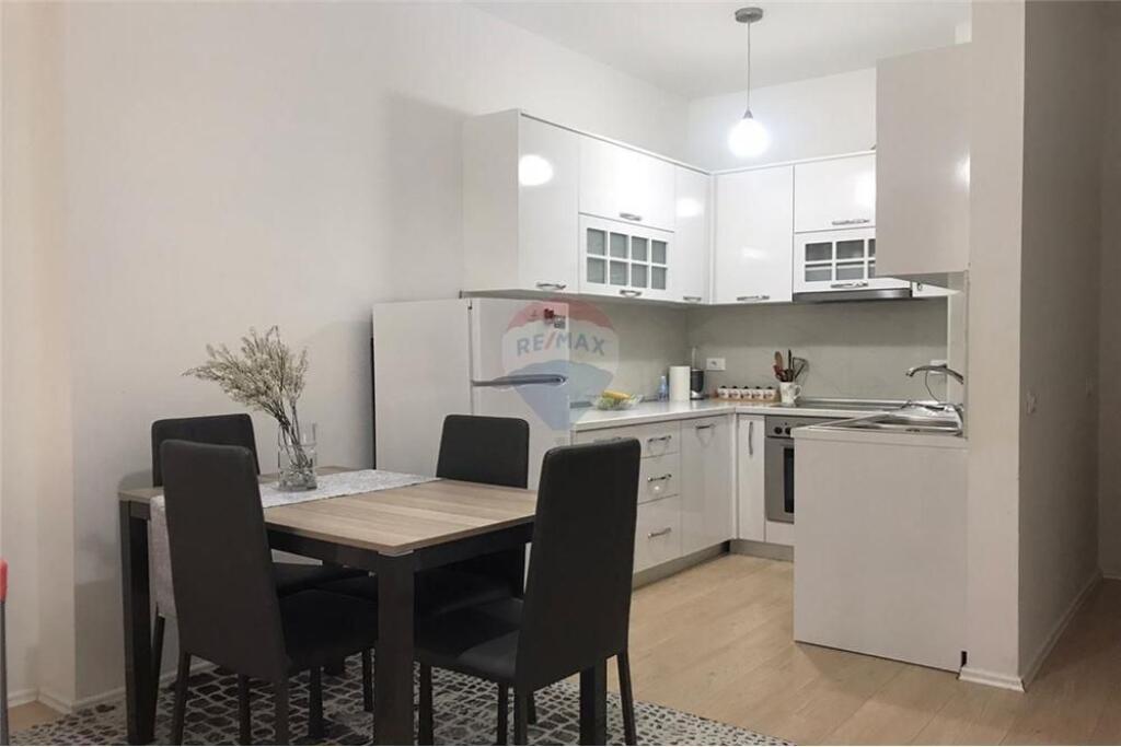 Furnished 1+1 apartment for rent at Komuna e Parisit, Kompleksi KIKA 2.