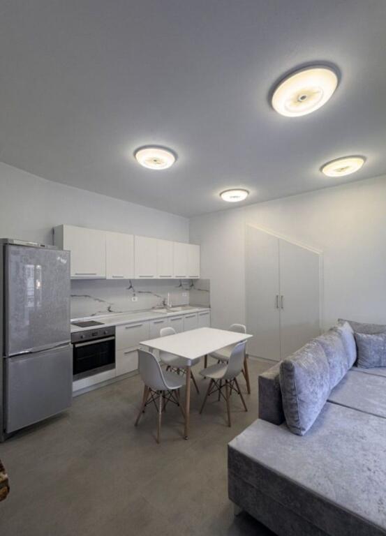 Apartment 2+1 with parking space, Kodra diellit 1