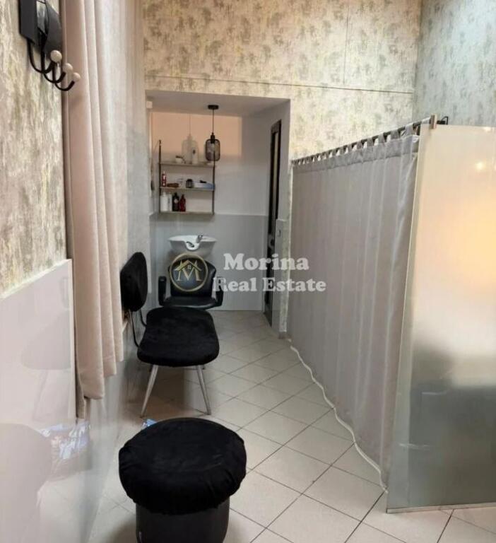 Rent | Business Premises | Kavaja Street | 300 €/month