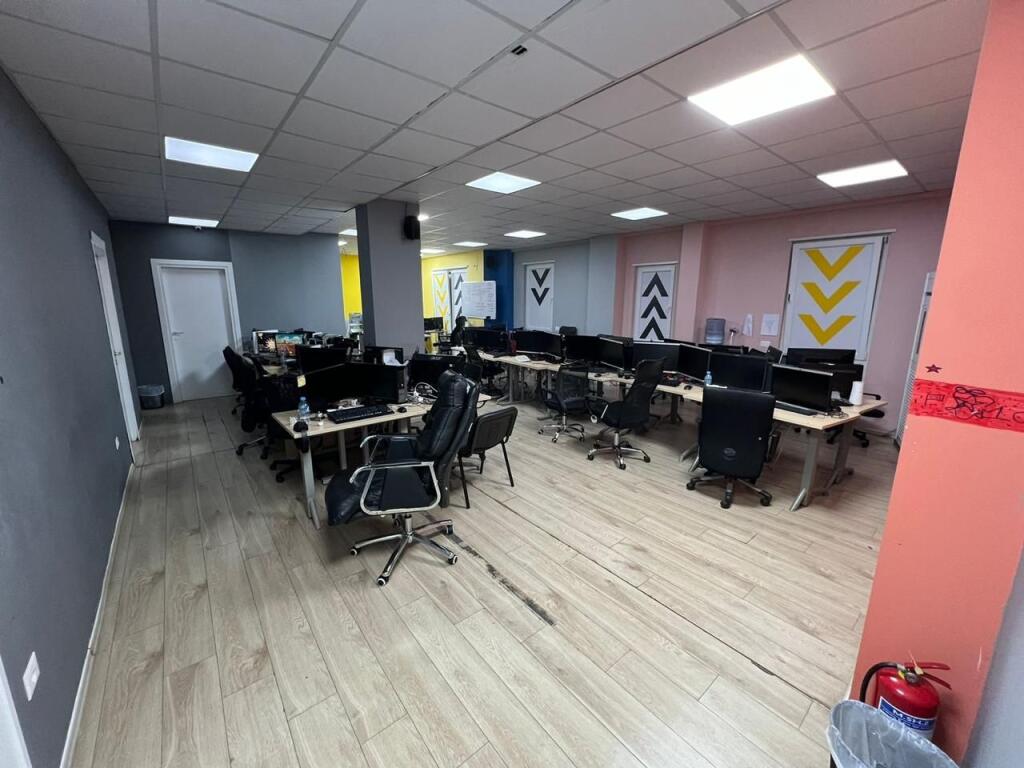 OFFICE FOR RENT 515 M2 DIBRA STREET 6000 EURO