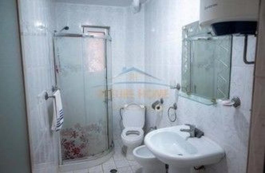Affitto, Appartamento 3+1, Pazari i Ri, Tirana