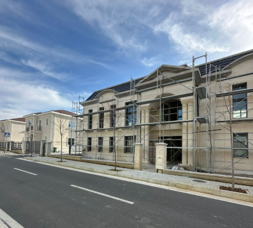 Vilë Luksoze për Shitje – Collina Verde, pranë TEG