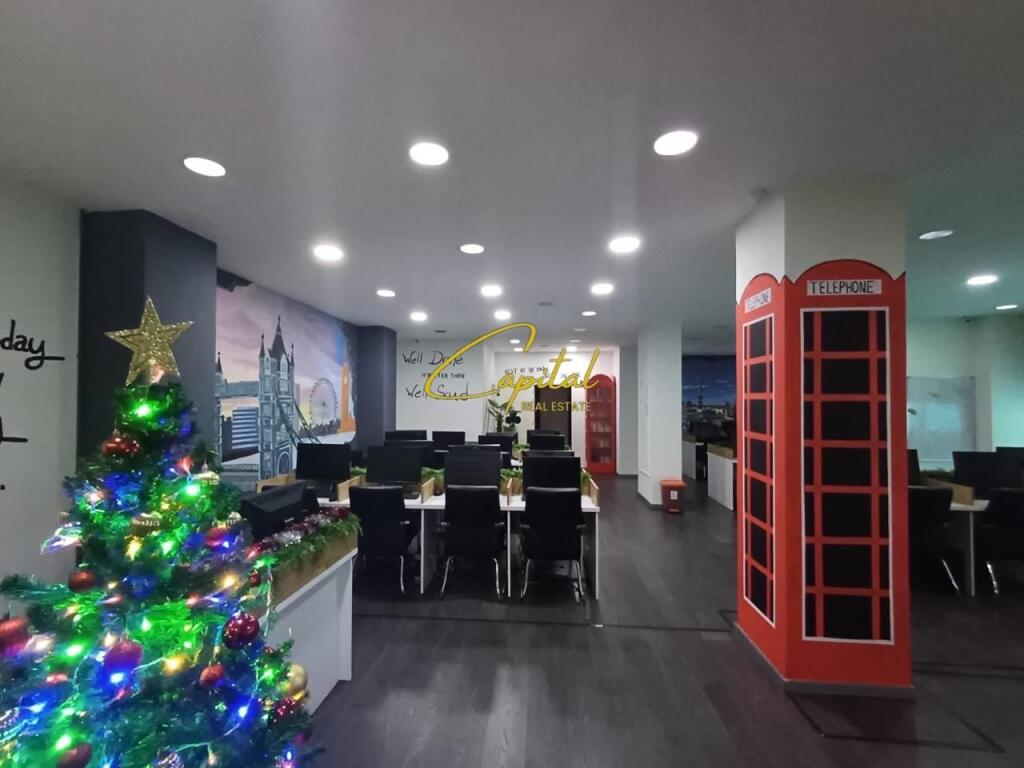 BUSINESS PREMISES FOR SALE 202 M2 KAVAJES ROAD 1,000,000 EURO